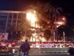 gedung-kejaksaan-agung-ri-terbakar-hebat_20200822_212756.jpg