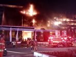 gedung-kejaksaan-agung-ri-terbakar-hebat_20200822_215756.jpg