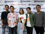 geisha-sambangi-markas-tribunnewscom_20181205_200822.jpg