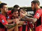 gelandang-ac-milan-asal-spanyol-brahim-diaz-cr-melakukan-selebrasi-setelah-mencetak-go.jpg