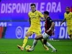 gelandang-ac-milan-ismael-bennacer-kanan-memperebutkan-bola-dengan-gelandang-ivan-ilic.jpg