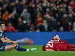 gelandang-arsenal-asal-swiss-granit-xhaka-kiri-bereaksi-setelah-menerima-kartu-merah.jpg