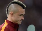gelandang-as-roma-radja-nainggolan_20180522_135041.jpg