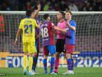 gelandang-barcelona-dari-belanda-frenkie-de-jong-kanan-bek-barcelona-spanyol-jordi-alba.jpg