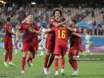 gelandang-belgia-thorgan-hazard-tengah-merayakan-dengan-rekan-setimnya.jpg