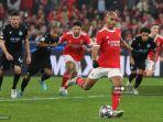 gelandang-benfica-asal-portugal-joao-mario.jpg