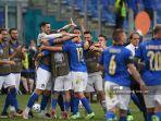 gelandang-italia-matteo-pessina-tengah-merayakan-gol-pembuka-bersama-rekan-satu-timnya.jpg