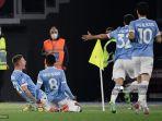 gelandang-lazio-sergej-milinkovic-savic-kiri-merayakan-gol.jpg