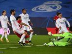 gelandang-liverpool-mesir-mohamed-salah-tengah-mencetak-gol-lawan-real-madrid.jpg