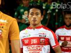 gelandang-madura-united-bayu-gatra_20180729_152117.jpg