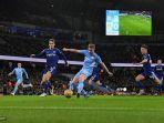 gelandang-manchester-city-dari-belgia-kevin-de-bruyne-tengah-mencetak-gol-ke-gawang-leeds.jpg
