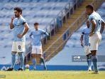 gelandang-manchester-city-jerman-ilkay-gundogan-dengan-fernandeinho-dan-gabriel-jesus.jpg