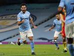 gelandang-manchester-city-jerman-ilkay-gundogan-kanan-merayakan-dengan-raheem-sterling.jpg