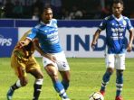 gelandang-persib-bandung-hariono_20180424_072652.jpg
