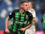 gelandang-sassuolo-davide-frattesi.jpg