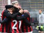 gelandang-spanyol-ac-milan-brahim-diaz-2ndl-merayakan-dengan-dari-kiri.jpg