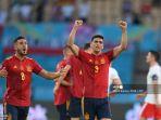 gelandang-spanyol-koke-dan-penyerang-spanyol-gerard-kanan-merayakan-gol-pertama.jpg