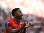 gelandang-spartak-moscow-quincy-promes-bereaksi-selama-pertandingan.jpg