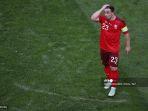 gelandang-swiss-xherdan-shaqiri-bereaksi-selama-pertandingan.jpg