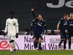 gelandang-welsh-juventus-aaron-ramsey-tengah-melakukan-selebrasi-setelah-mencetak-gol.jpg