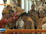 gelar-kehormatan-adat-dayak-bagi-wapres-jk_20170427_154900.jpg