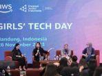 Sarung Tangan Penerjemah Bahasa Isyarat Jadi Verbal Menangkan STEAM Innovation Festival