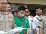 geledah-apartemen-steve-emmanuel-polisi-temukan-kokain-dalam-jumlah-banyak.jpg