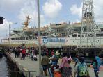 gelombang-tinggi-laut-natuna.jpg