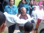 gempa-guncang-banjarnegara-ratusan-rumah-rusak-17-luka-dan-1-meninggal_20180418_190522.jpg