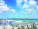 genangan-air-laut-di-bandara-ngurah-rai_20160609_095832.jpg