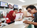 general-manager-honda-customer-care-center-hc3-division-ahm-istiyani-susriyati-sedang.jpg