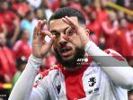 georges-mikautadze-merayakan-mencetak-gol-pertama-georgia.jpg