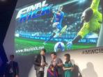gerarrd-pique-launch-soccer-game_20150308_164901.jpg