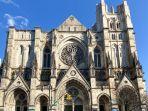 gereja-katedral-st-john-the-divine-di-new-york-rumah-sakit-pasien-corona.jpg