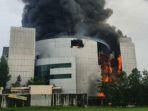 gereja-terbakar.jpg
