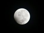 gerhana-bulan-parsial-balikpapan_20170808_124104.jpg