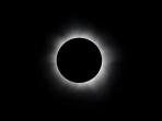 gerhana-matahari-total_20160305_004803.jpg