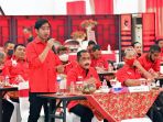 gibran-dan-teguh-resmi-diusung-pdip-dalam-pilkada-solo_20200717_205913.jpg