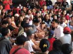 Pengungsi Banjir Bali Ini Kaget Bayinya yang Baru Lahir 5 Hari dapat Perhatian Gibran: Bersyukur