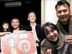 gisel-pamer-bareng-wijin-sementara-gempi-hanya-ditemani-gading-marten-nonton-konser-honne.jpg