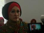 giselawati-wiranegara-deddy-mizwar_20160224_180952.jpg