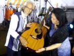 gitar-yok-koeswoyo_20161121_082427.jpg