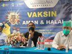 gm-columbia-asia-medan-deni-hidayat-tengah-saat-gelar-konferensi.jpg