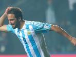 gonzalo-higuain-bikingooollll_20150710_084400.jpg