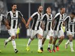 gonzalo-higuain-dkk_20160822_161846.jpg