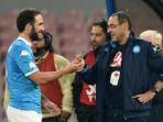 gonzalo-higuain-n-maurizio-sarri_20160205_162257.jpg