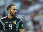gonzalo-higuain-striker-timnas-argentina_20180704_220445.jpg
