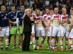 gordon-strachan-n-squad_20151013_150724.jpg