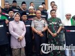 gp-ansor-fpi-tri-rismaharini_20180829_144204.jpg