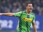 granit-xhaka_20160219_143341.jpg